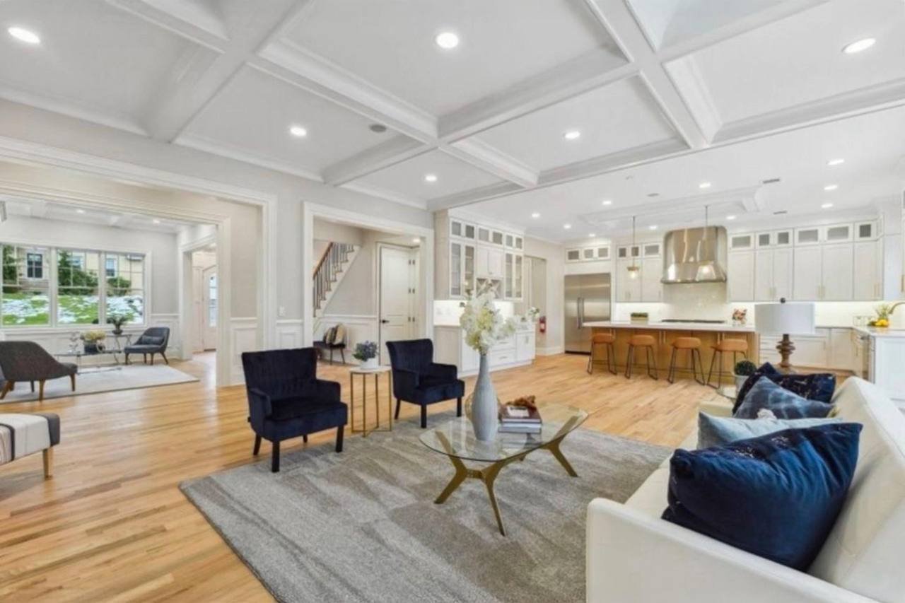 Prime Interiors – Where Dream and Desire Meet New Buildings